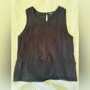 Lucky Brand Black Sleeveless Lace Blouse; Size M